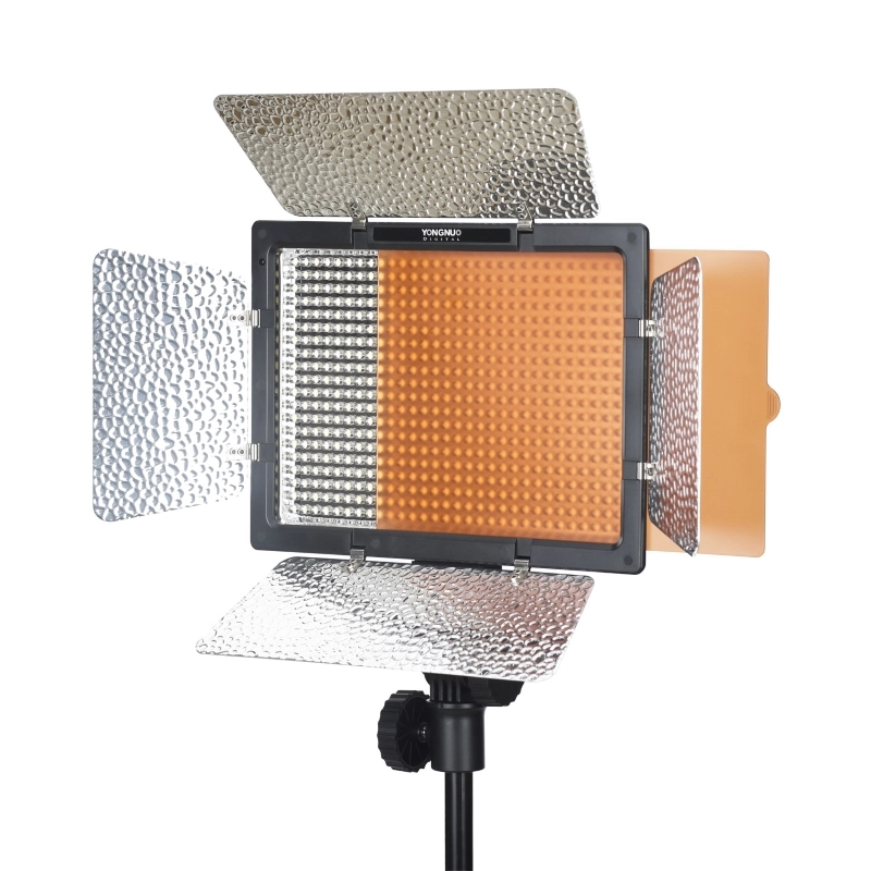 LED VIDEO FLASH YN600